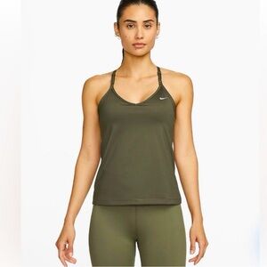 NWOT size small gym tank